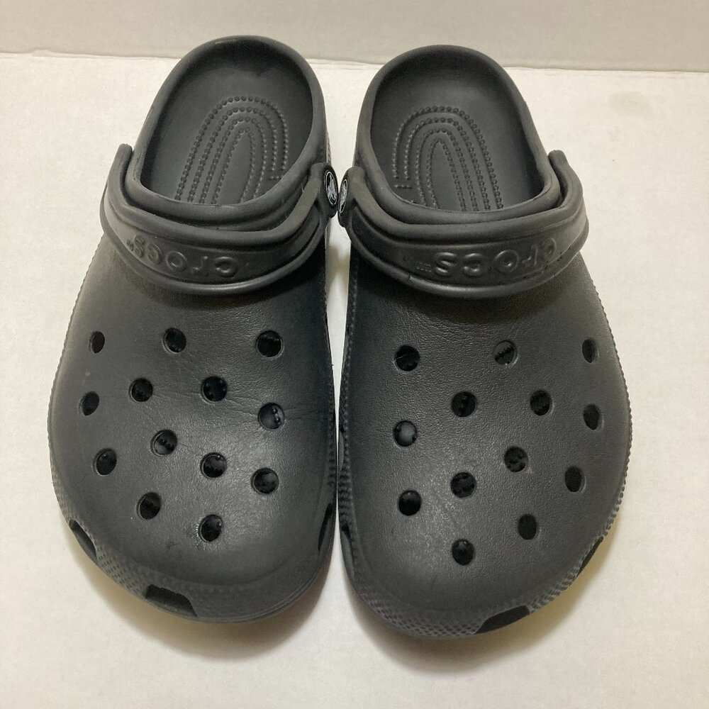 Crocs Classic Clogs Black Men 6 Women 8 Unisex GUC